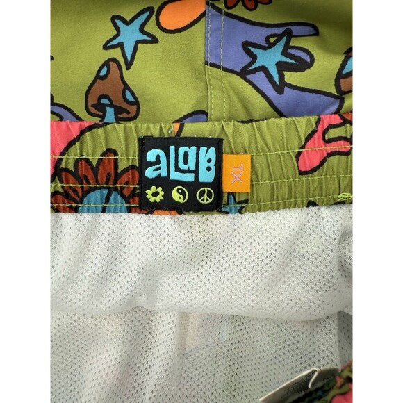 A-Lab Men's Large Skippy Trippy 3" Ins Board Shorts Mushroom Frogs Green Trunks - Picture 12 of 15